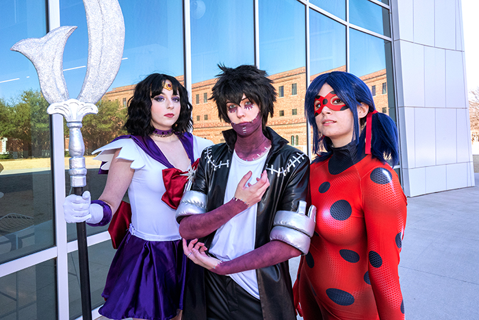  El grupo de cosplay de MSU Texas disfruta compartiendo experiencias con la comunidad