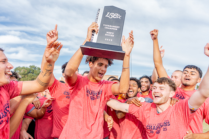 Casee Harl photo of MSU men's soccer team after big win