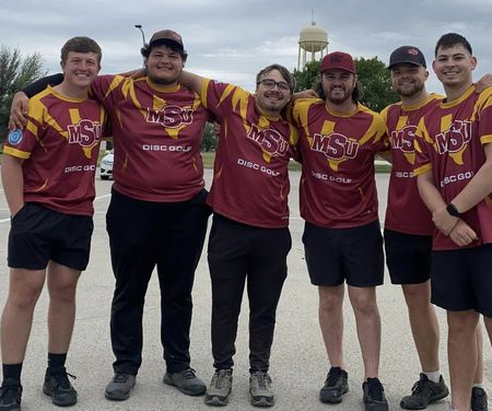 MSU Disc Golf Team poses for a picture with all six members