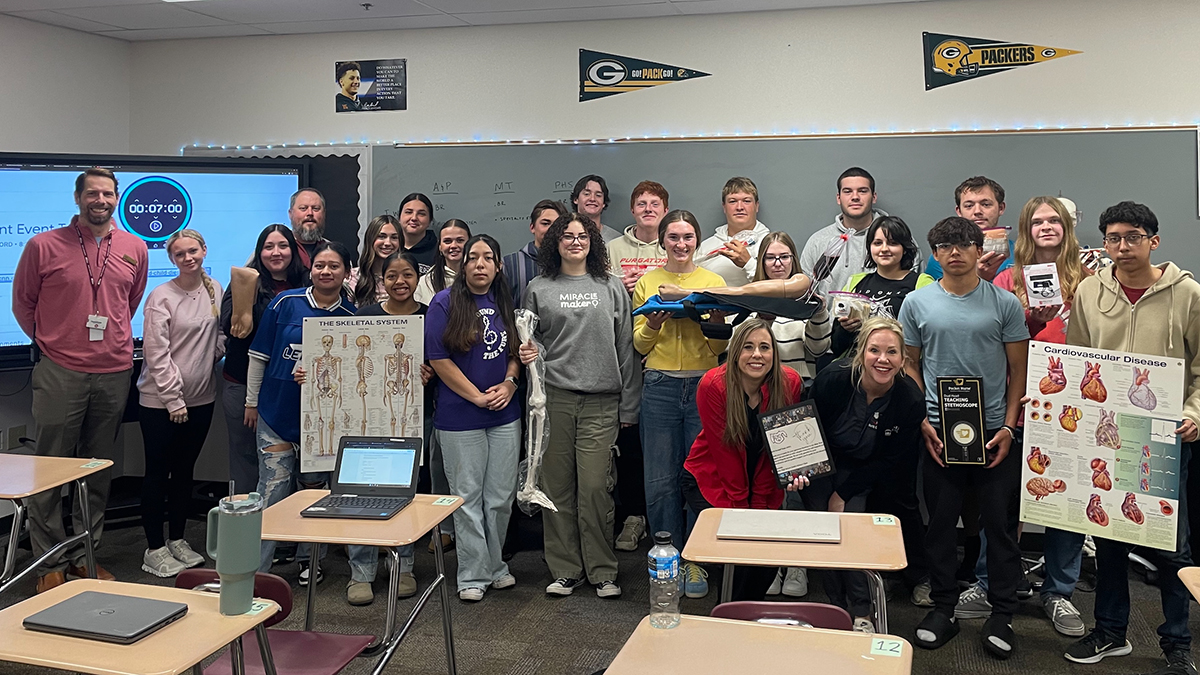 AHEC with large group in classroom