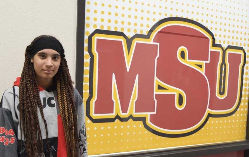 Dajah Holt poses for pic at the Clark Student Center