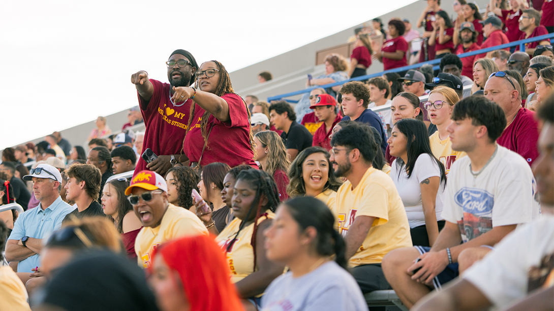 Crowd at Memorial Stadium as Mustangs played Western New Mexico