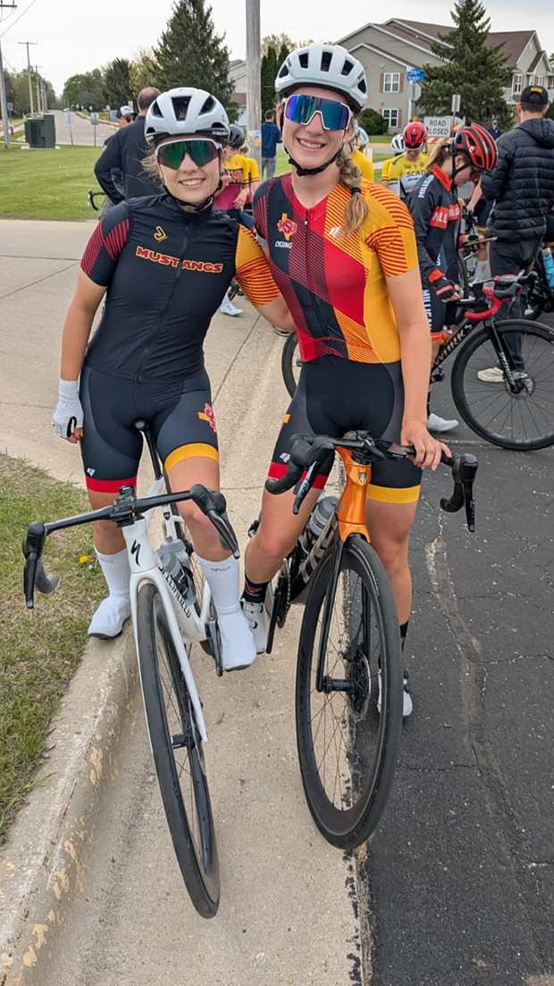 Gabby Wrightsman and Emma Kasza-James at nationals